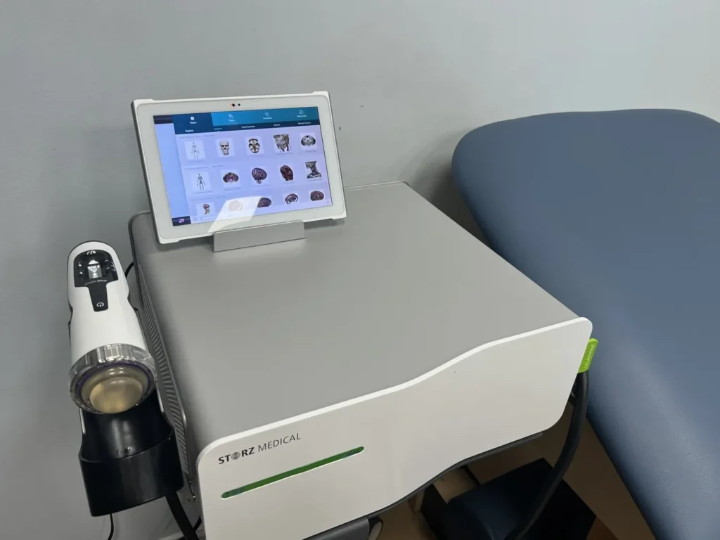 STORZ DUOLITH SD1 ultra combined focused and radial shockwave machine